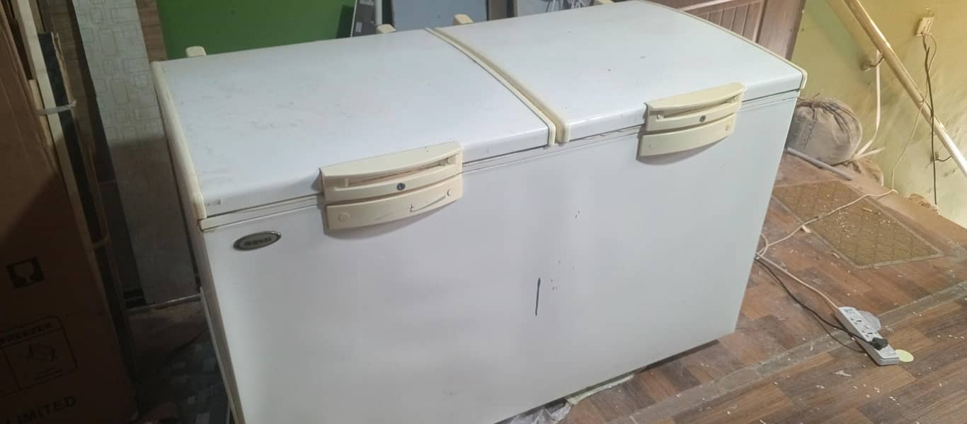 waves Deep freezer 0