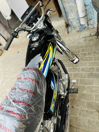 CG HONDA 125 41 Km driven black