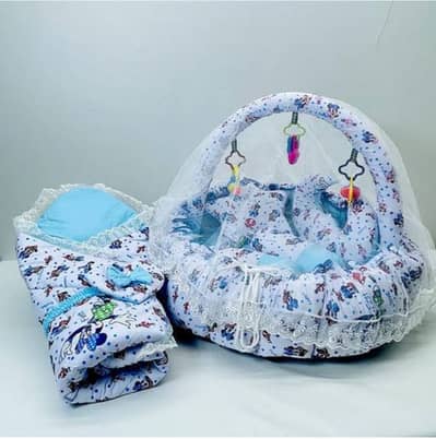 Baby Blue Round Nest Bedding Set New