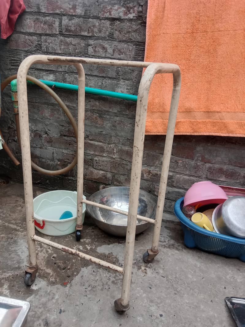 میڈیکل سامان 10