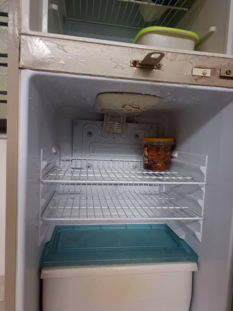 waves refrigerator 2