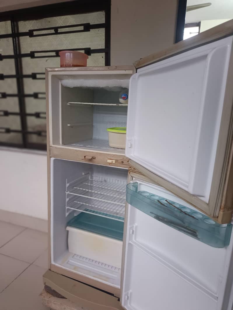 waves refrigerator 3