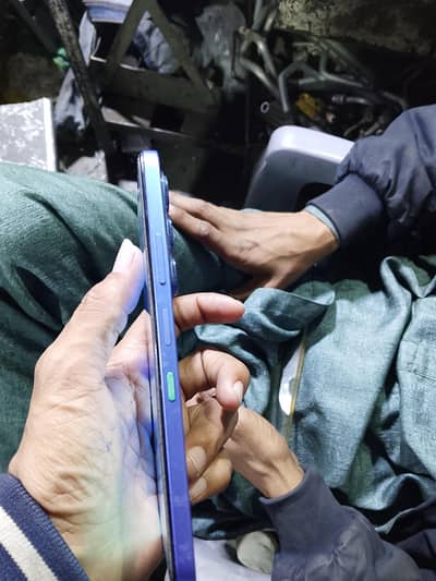 infinix hot 60i.     03234201963