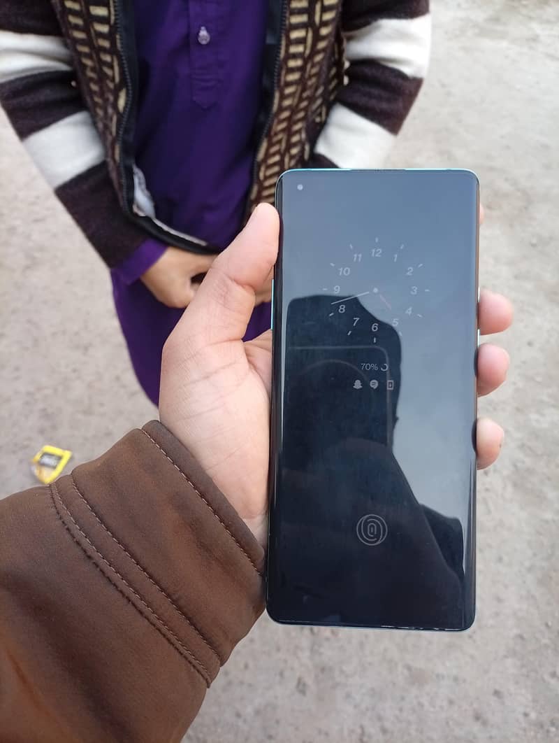 oneplus 8pro patch hai 1