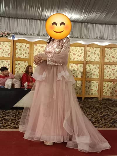 beautiful maxi . avalible in 2 colours. condition 10/10