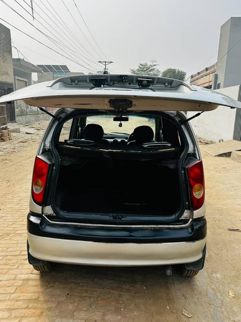 Santro 2007 power window&string 8