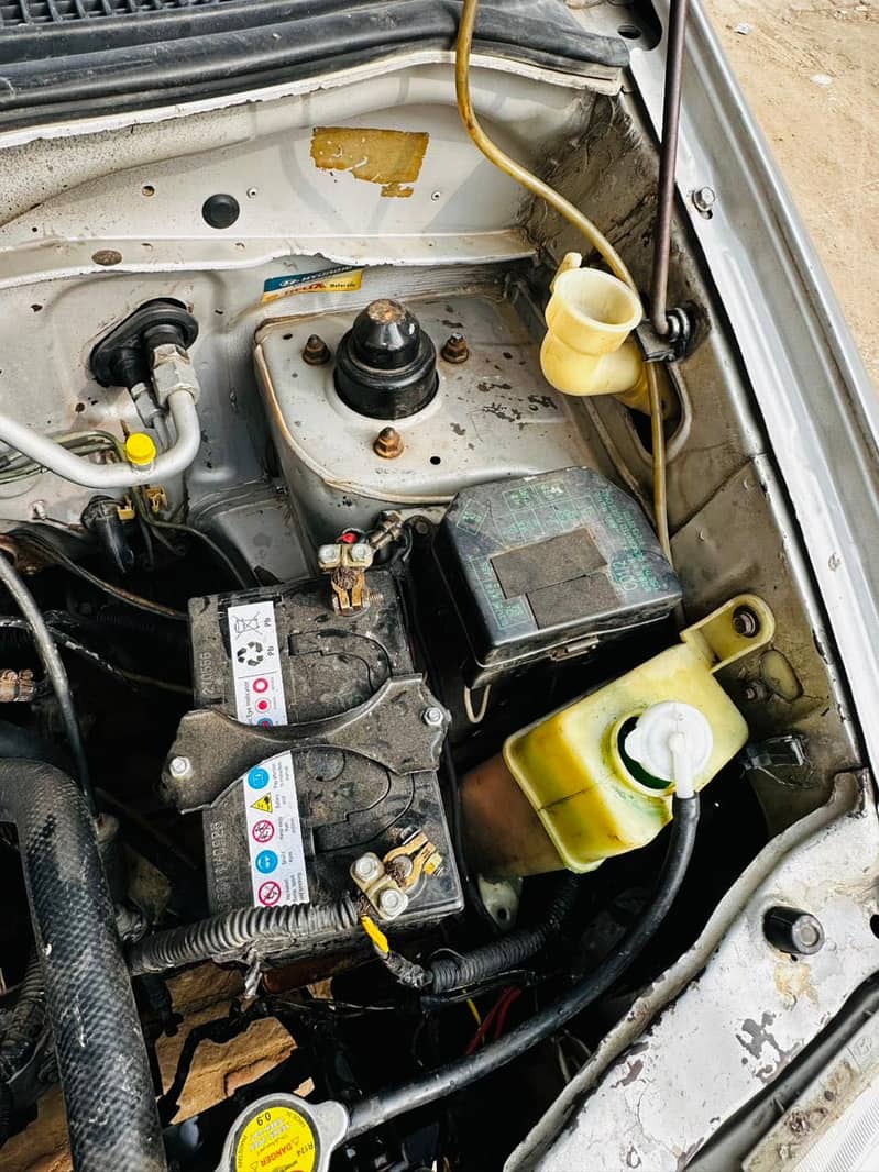 Santro 2007 power window&string 10