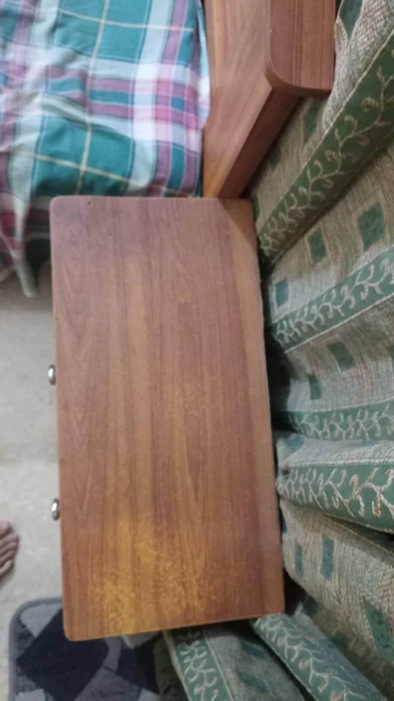 single bed with side table 1