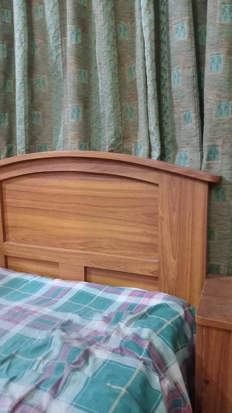 single bed with side table 2