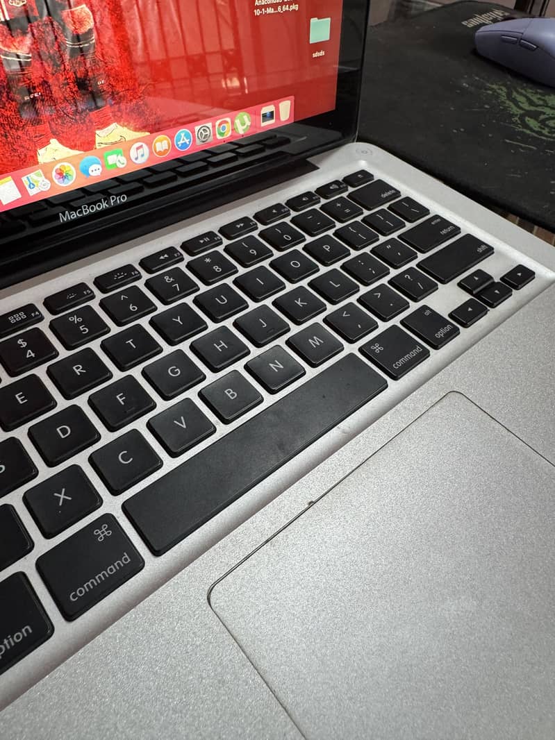 MACBOOK PRO 2
