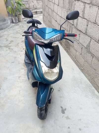 FJ future electric Scooty