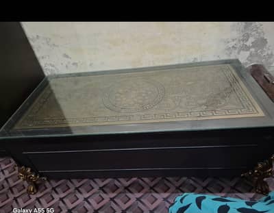 centre table+ iron stand for sale