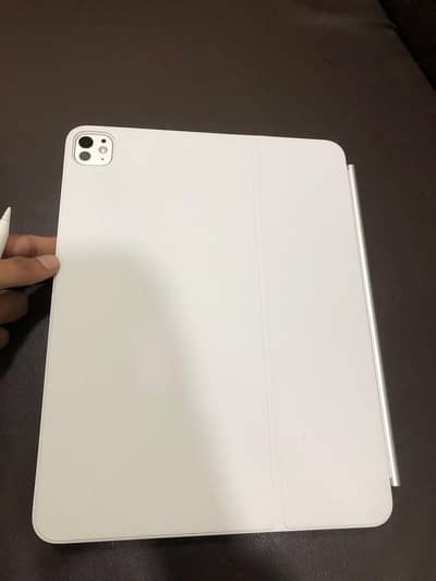 Apple iPad Pro M4 13-inch 256GB – Excellent Condition
