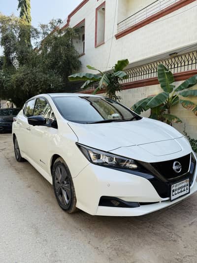 Nissan leaf e+