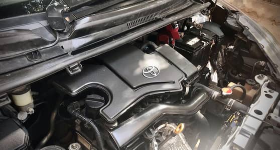 Toyota Vitz 2016 model 2017 registration