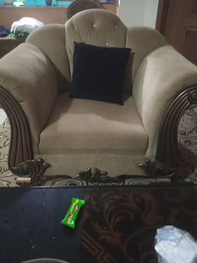 urgent sale sofa set