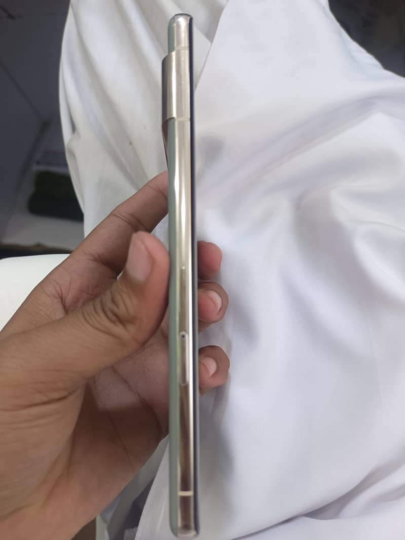 Google Pixel 7 pro 5