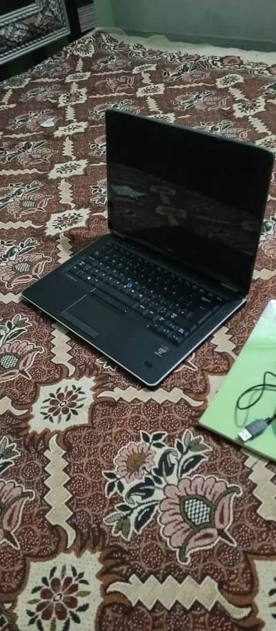 Laptop (dell core i5 gen 3 to 5) 10/10