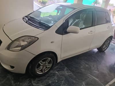 Toyata Vitz 1.0 2006 import 2010