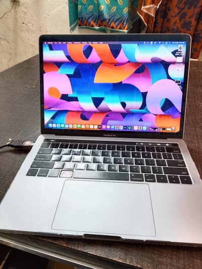 MacBook pro 2016 13 inc