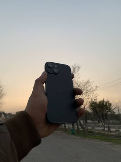 Apple iPhone 15 (JV) – 128GB – Black