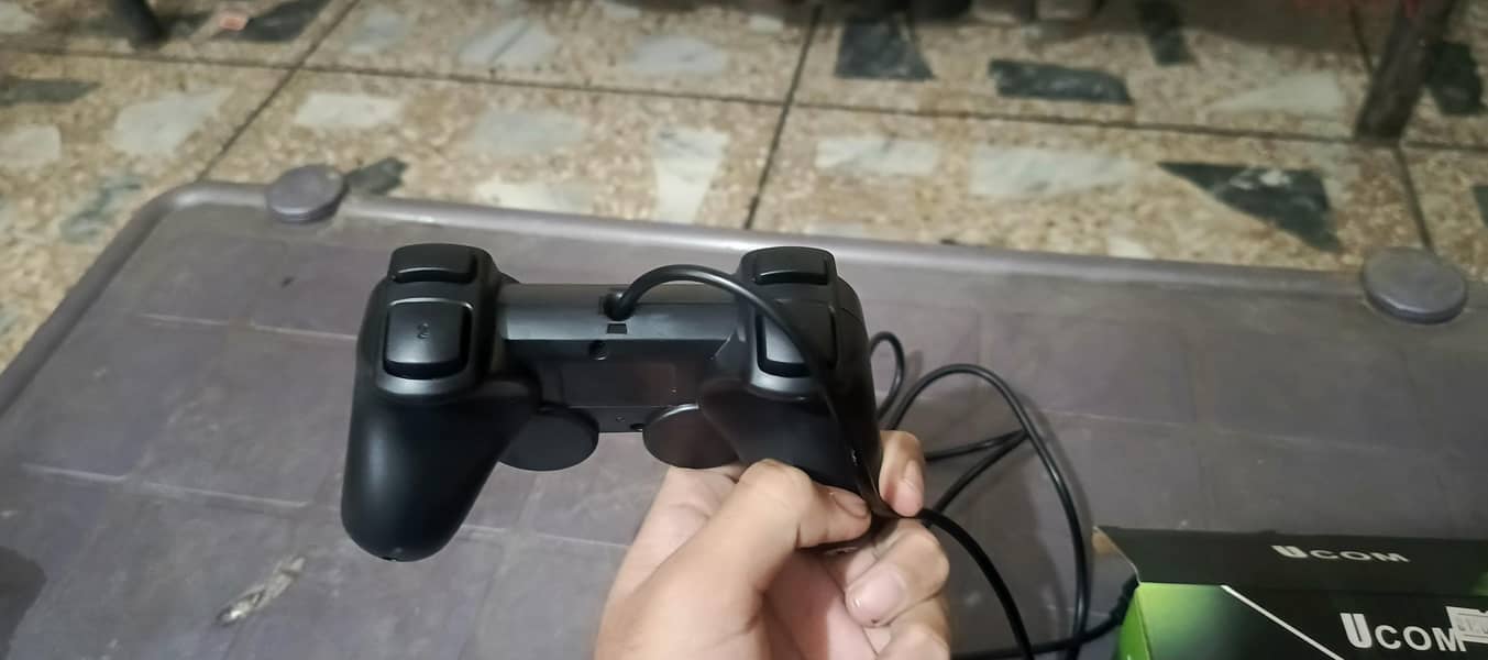 Ucom controller 2
