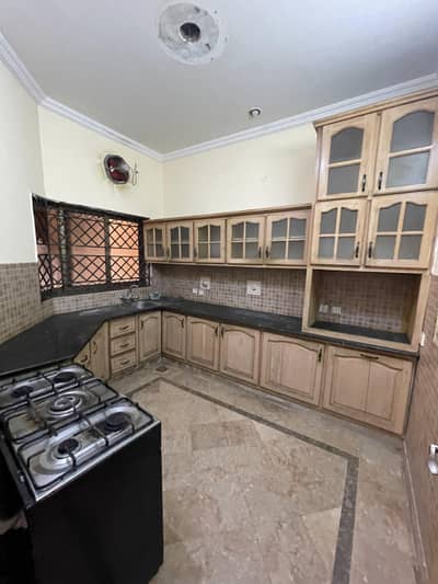 7 Marla ground Portion For Rent