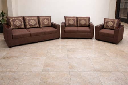 slightly used sofa set 3 2 1 seater