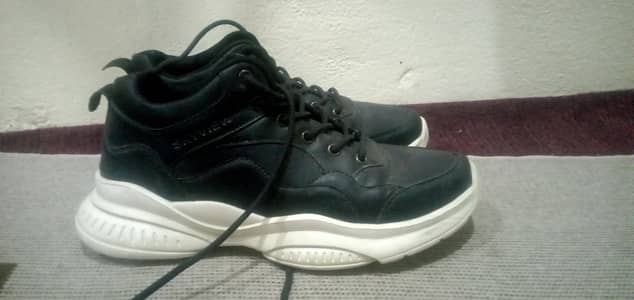 Sky View shoes for men , sneaker , joggers