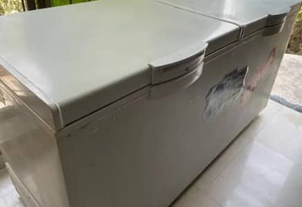 Waves deep two door fridge freezer one month use only like new