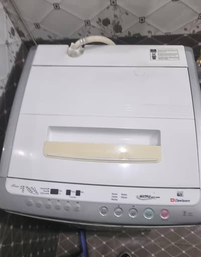 Dawlance Washing machine fully Automatic, model dwt230aw. used