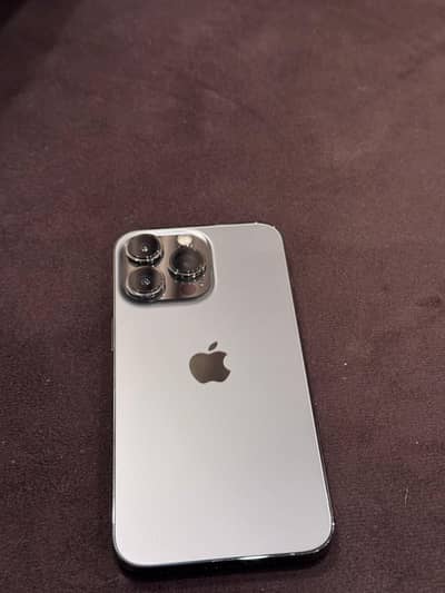 iphone 13 pro -factory unlock  2 months sim time 128-/96 bh