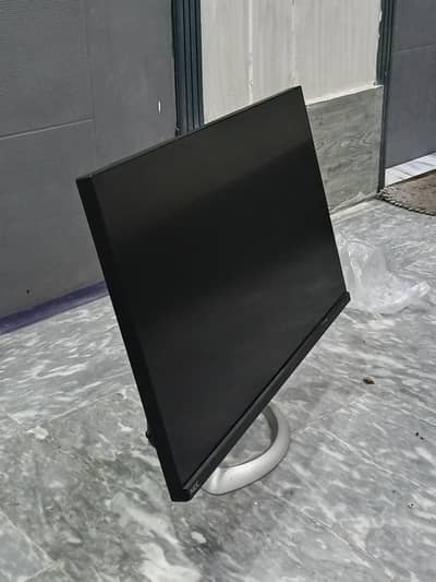 NEC LED Screen 27" 4K HD