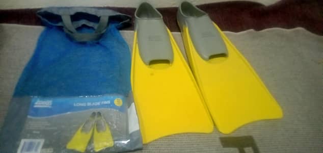 swimming fins for size 6 or 7 us