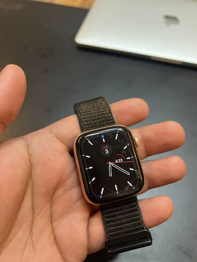Apple watch series 6 (44mm)