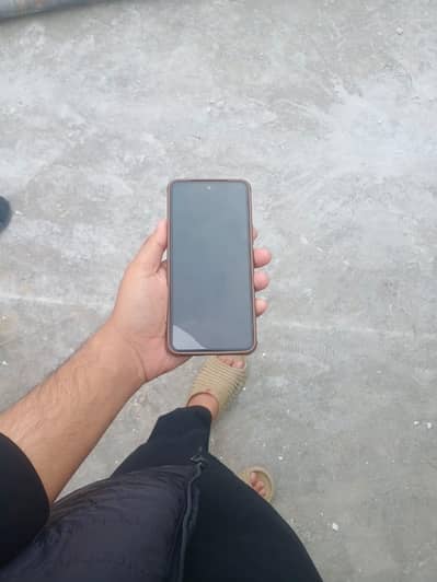 vivo y200 2 month used bubble on protector only 10/10 condition