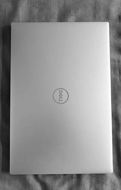 Dell XPS 9500 i7 10th Gen