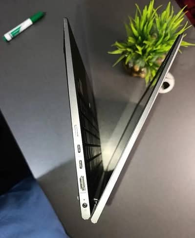 HP ZBook Firefly 14 G7 Touch | i7 10th Gen | 4GB GPU | 32GB | 256GB