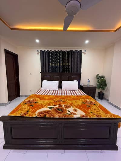 2 BHK fully furnished apartment available on daily and weekly basis