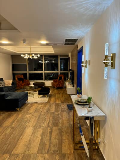 Two bedrooms luxury furnished apartment available on daily and weekly basis