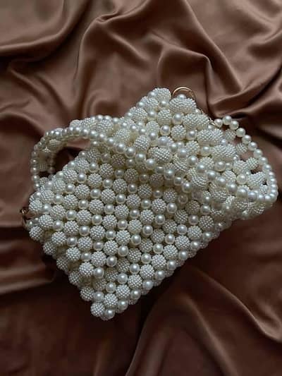 berry beads and pearls beads bag