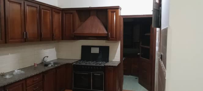 BANGLOW PORTION FOR RENT