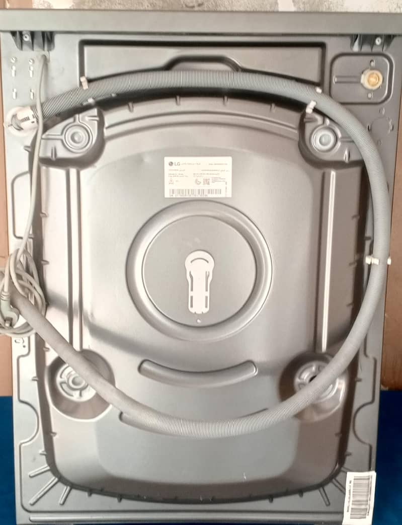 LG Front Load fully automatic 8kg 1