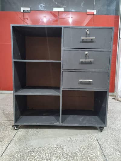 Iffice tables.  Reception table