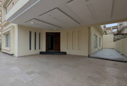 Bahria Enclave Elegant House Available For Sale  10 Near To Main Entrance