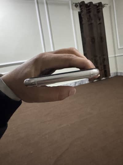 Iphone 11 pro max PTA approved