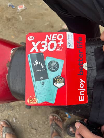 ital new x30 puls Brand new condition wifi hotspot completel box