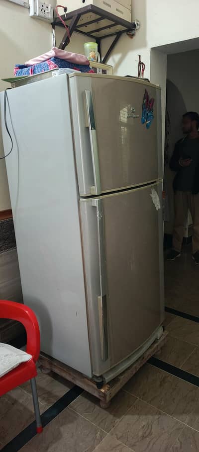 Dawlance Refrigerator. . . . . . . . .