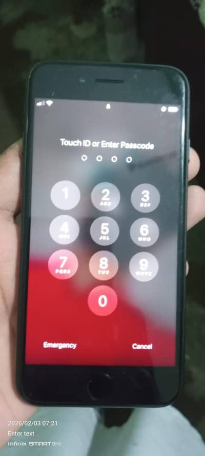 I phone 7 32 GB  total orgnl  exchange bd ho Jay ga