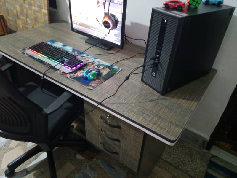 Computer and office table 1